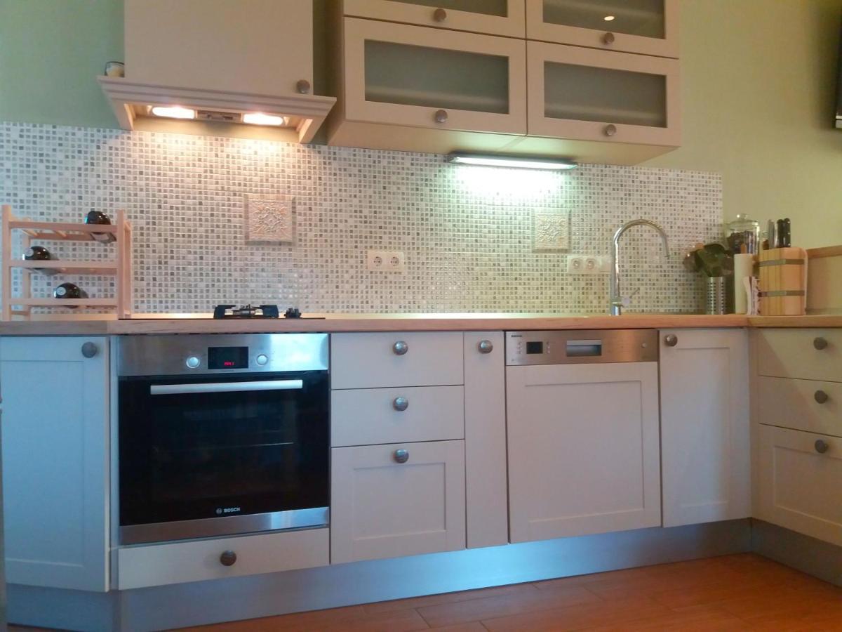 ילסה Apartments With A Parking Space Jelsa, Hvar - 8713 מראה חיצוני תמונה