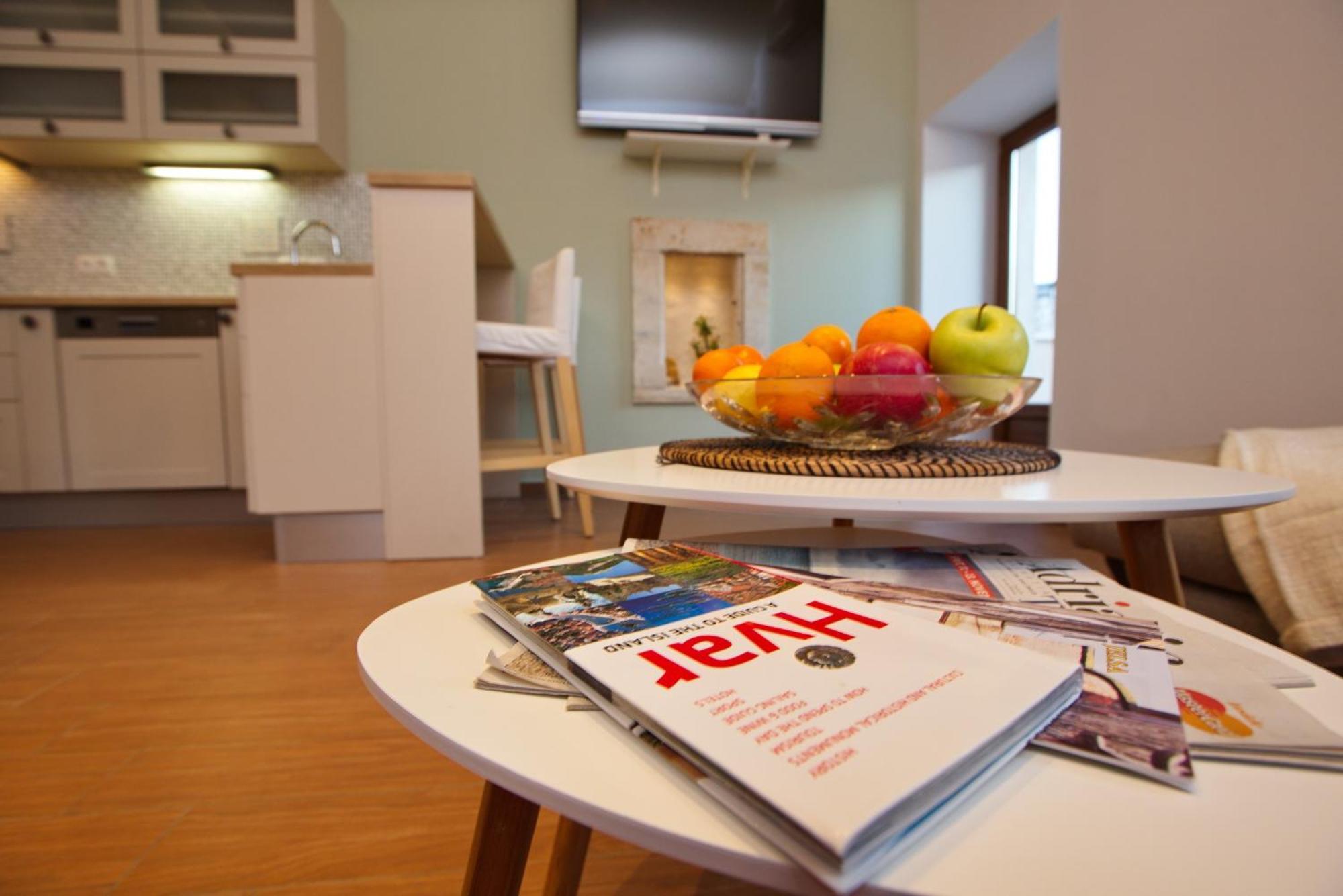 ילסה Apartments With A Parking Space Jelsa, Hvar - 8713 חדר תמונה